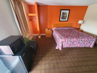 Relax Inn - Emporia - 6