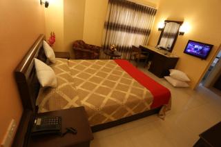 Eastern House - 8