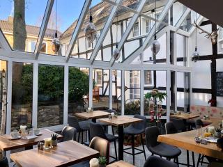 Malerwinkel Hotel - Bergisch Gladbach - 8