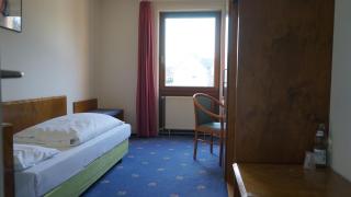 ITM Entrée Glinde Restaurant & Tagungshotel - 2