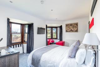 Grey Harlings Rooms - Montrose - 8