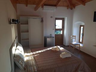 Guest House Luiza - Borsh - 9