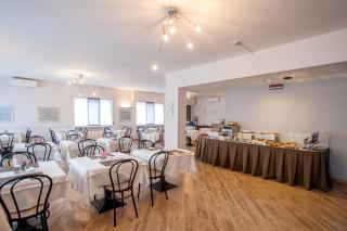 Hotel Bacco Rooms and Breakfast - Pietra Ligure - 4