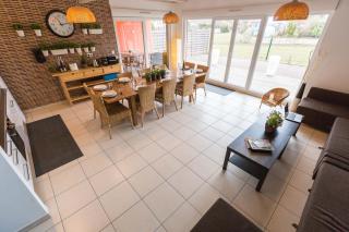 LES MAISONS SOLAIRES Villa pour 15 pers maxi - 9