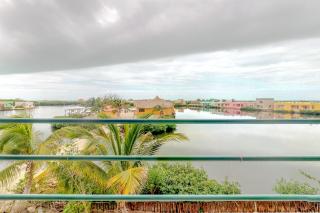 Suite F201 @ Mara Laguna - San Pedro - 8