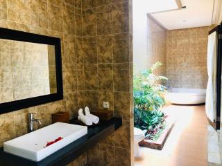 Kartika Dahayu Private Pool Villas - Sukawati - 4