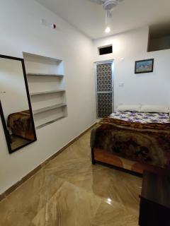 Varah Square Guest House - Pushkar - 7