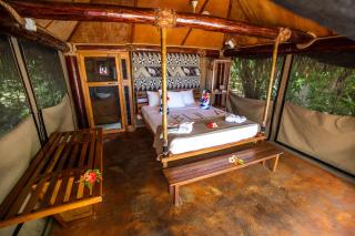 Barefoot Manta Island Resort - 3