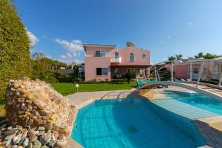 Villa Coral Bay View, walking distance to the beach! - Peyia - 1