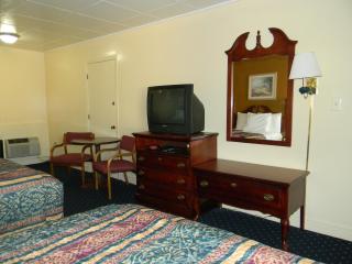 Fairfax Motel - Roanoke Rapids - 1