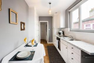 The Bluebird - One Bedroom Apartment in Watford - Watford - 1