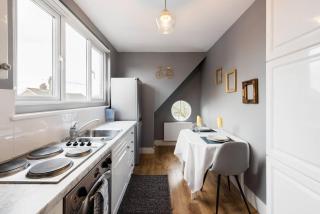 The Bluebird - One Bedroom Apartment in Watford - Watford - 2