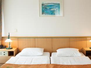City Hotel Matyas - Budapest - 4