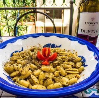 Il giardino del Falso Pepe - 1