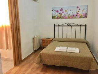 Hostal Santa Barbara - 8