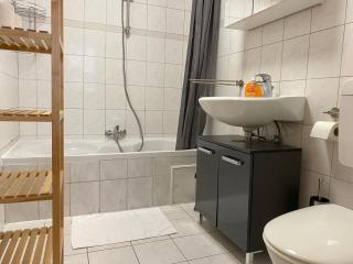 SAD141 - Helle Monteurwohnung mit Balkon in Schwandorf - Schwandorf in Bayern - 2