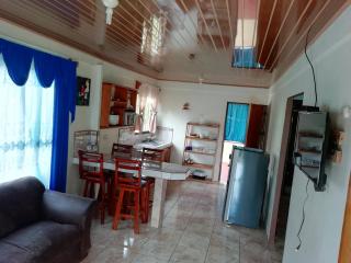 Casas de Campo Las Pavitas Cottages "Red Frog" - 3