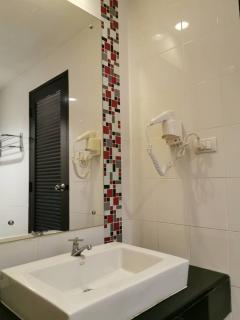 The Natural Resort - Patong Beach - 9