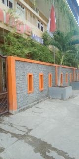 Orange Hotel - Labuan Bajo - 3