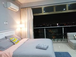 Johor Austin TOPPEN Romantic 2pax WIFI Homestay - Johor Bahru - 9