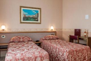 Hotel Venezia - Mestre - 4