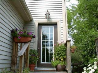 Antique Slumber Old Town Bed & Breakfast - 1