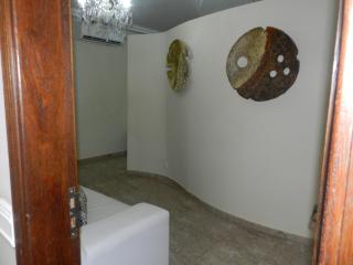 Paradise Inn Hotel - 1