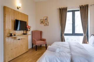 Hostie Eshana - Stylish 2BHK Duplex apt near Golf Course Road - Gurgaon - 2