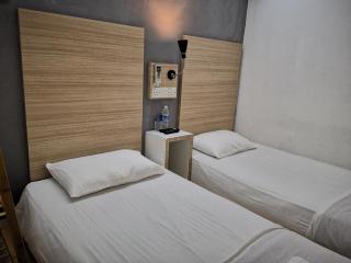 Dragon Door Hotel - 3