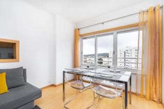 Lisboa, Cidade, Elegant Apartment with Air Cond, Free WIFI and Near Metro, by IG - Lisbon - 7