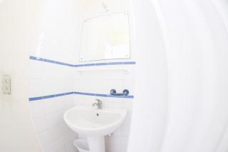 Point Village Beach Studios - 4