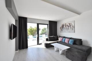 Villa Alexandra - Makarska - 2