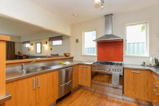 Breakwater Cottage - Napier Holiday Home - Napier - 6