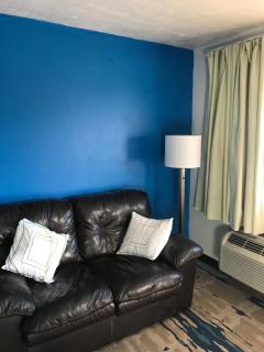 Interstate Motel - 1