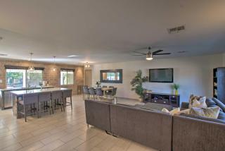 Poolside Relaxation Upscale Gem 3 Mi to Old Town! - 9