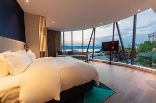 Holiday Inn Express Yichang Riverside by IHG - 3