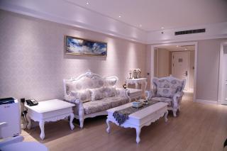 GUOCE Beijing Capital Airport Hotel & Convention Center - 4