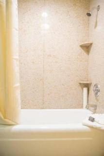 Oakland Airport Executive Hotel - 5