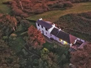 Fasgadh Crofters Cottage - Broadford - 0