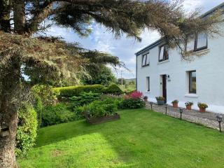 Fasgadh Crofters Cottage - Broadford - 7
