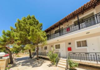 Karras Livin - Laganas - 5
