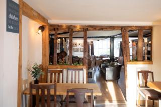 The Cock Inn Hotel - Sheering - 3