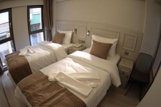 X-NELLYİ HOTEL - Istanbul - 4