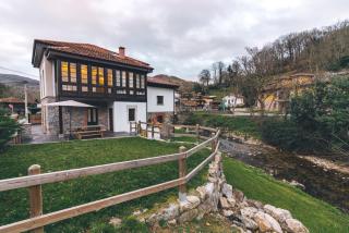 El Reinazu - Cangas de Onís - 0