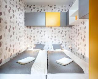 Yellow apartment Deluxe - Brno - 4