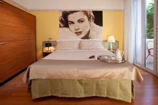 Hotel Sympathy - 9