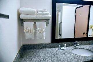 Douglas Inn and Conference Center - 2