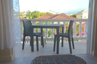 Ixoras Beach Apartments - 3