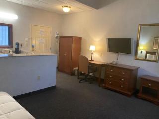 Raritan Hotel - 9