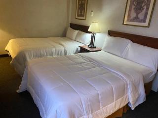 Raritan Hotel - 8